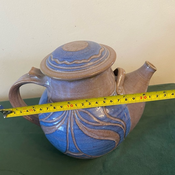 Larry Allen Signed Pottery - Picture 4 of 6